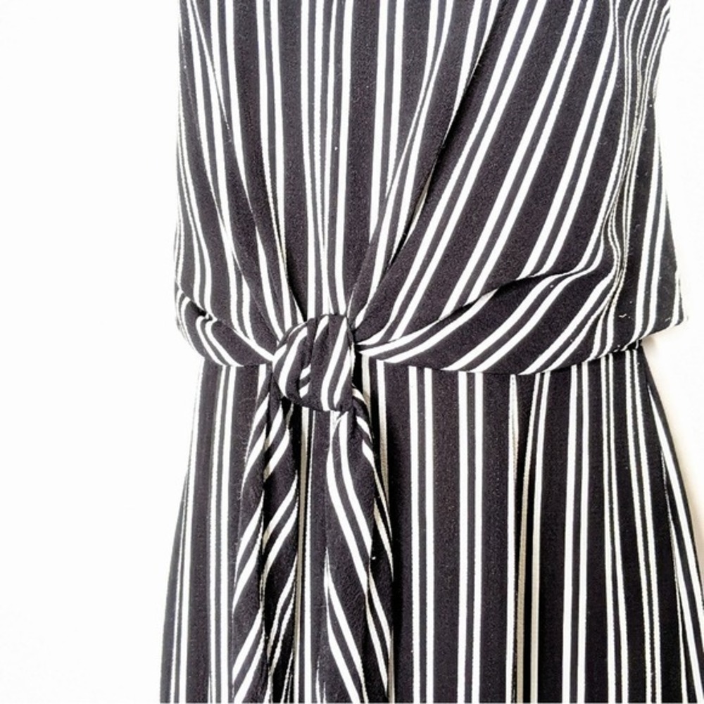 Monteau romper w/ slit side seam at hem sz… - Picture 4 of 14